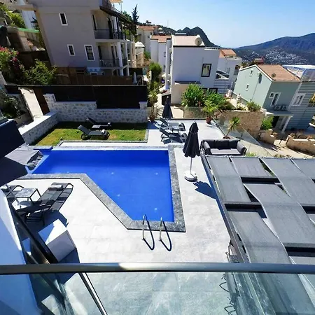 Centrally Located Luxury Villa: Alesta Kas