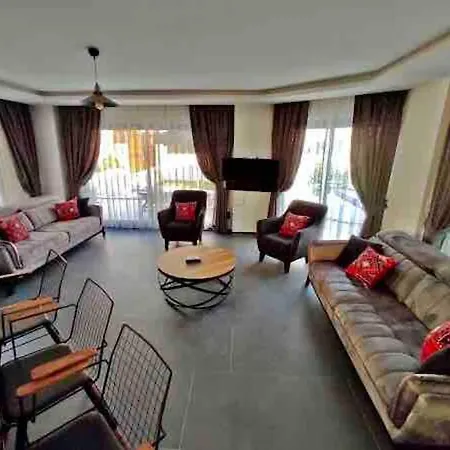 Centrally Located Luxury Villa: Alesta Kas