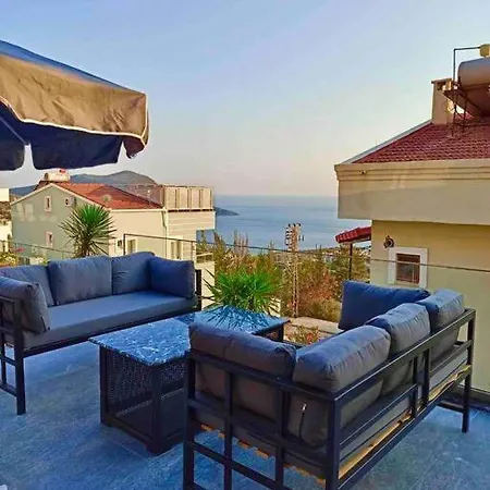 Centrally Located Luxury Villa: Alesta Kas